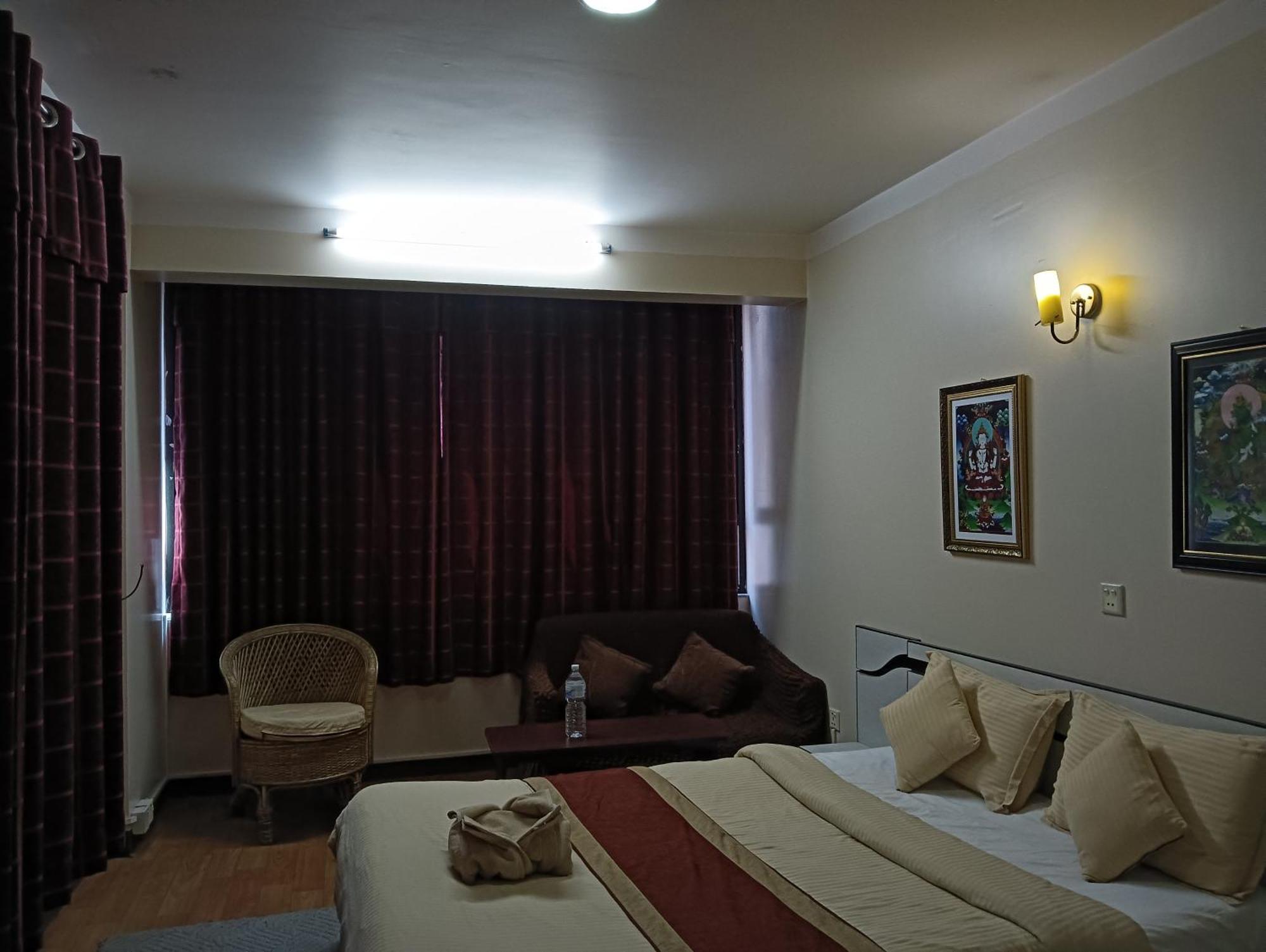 Hotel Pristine Kathmandu Ngoại thất bức ảnh